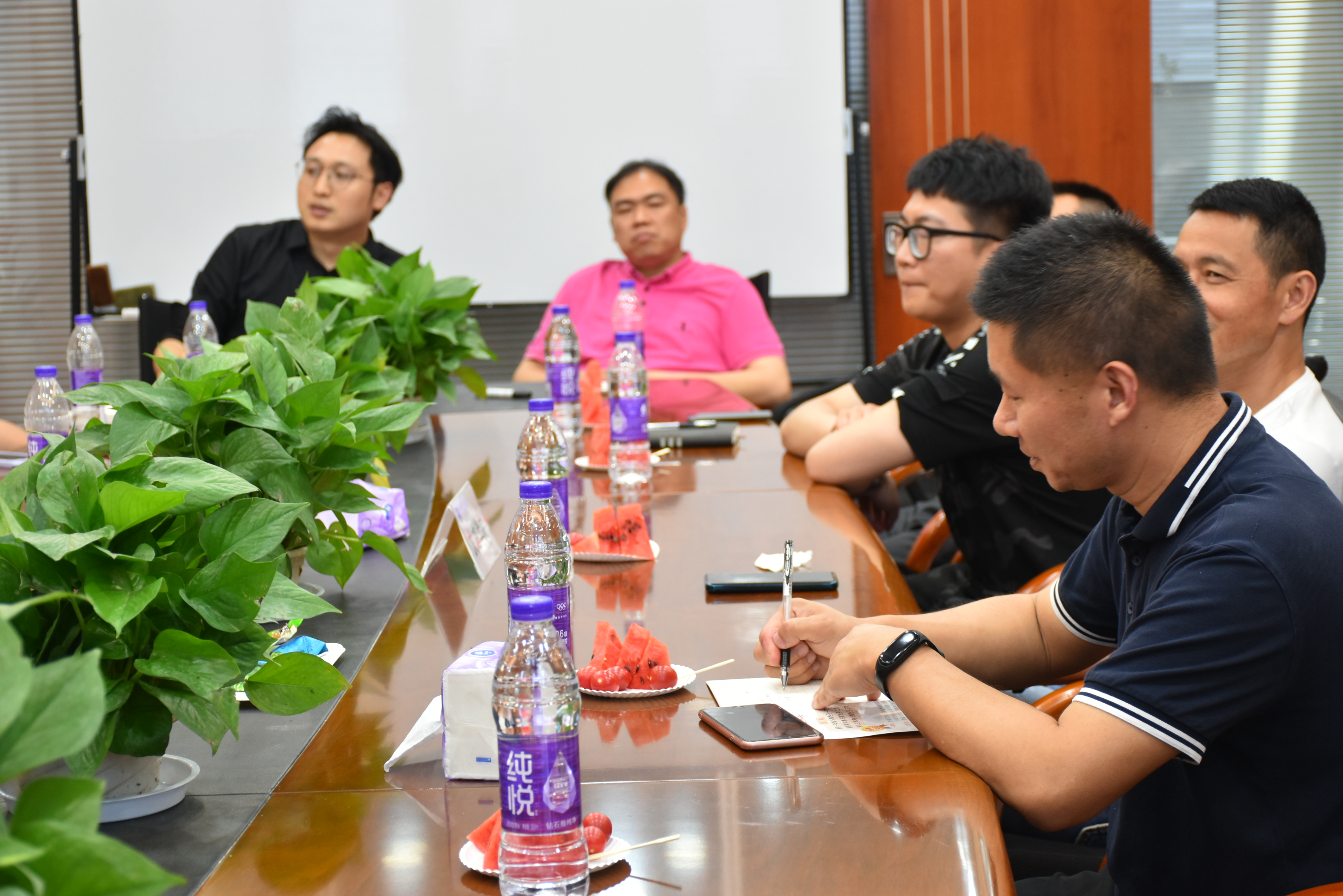 1623047720366062255.jpg 非鸣传媒3.jpg