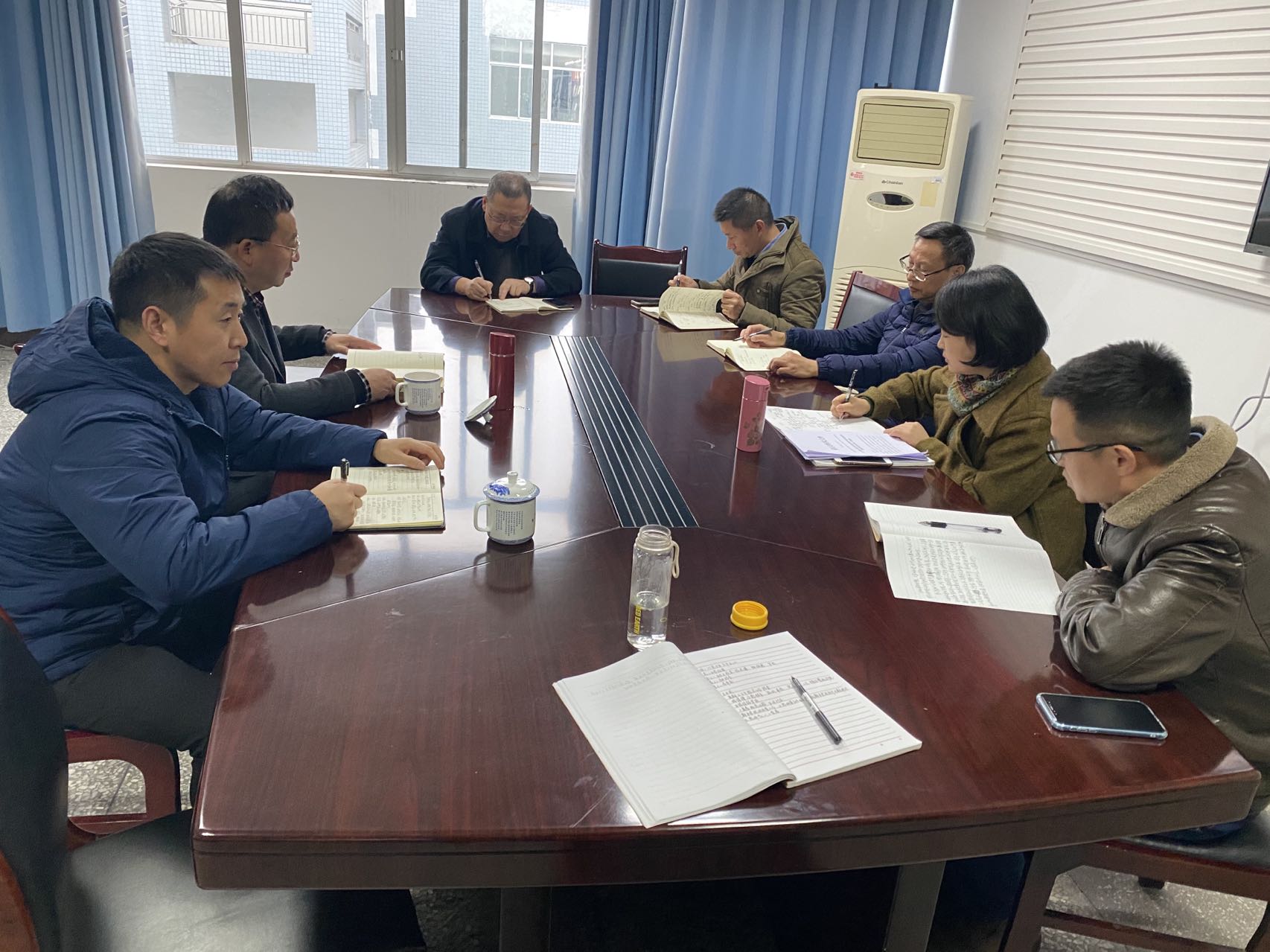 1637555517557001916.jpg 70c6c1e6d617405d88264b64a0fe996.jpg