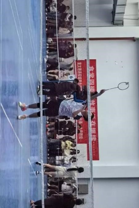 KwaV_1702000124908054376.jpg 1.jpg